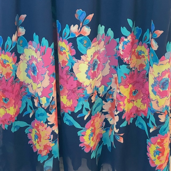 Old Navy Maxi Dress: Fully Lined Ruffled V Neck with Multi Colored Floral Print - Picture 9 of 16